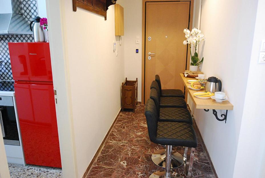 Central Heraklion Lovely Boutique 2-Bedroom Apartment. Olympia. Bagian luar foto
