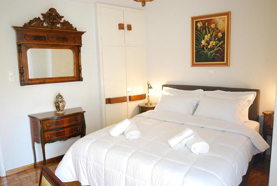 Central Heraklion Lovely Boutique 2-Bedroom Apartment. Olympia. Bagian luar foto